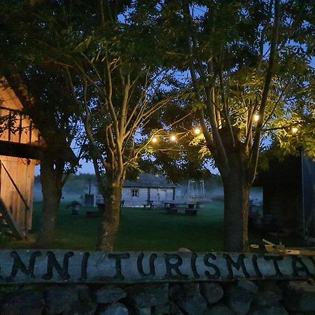 Villa Anni Tourism Farm à Tammese Extérieur photo